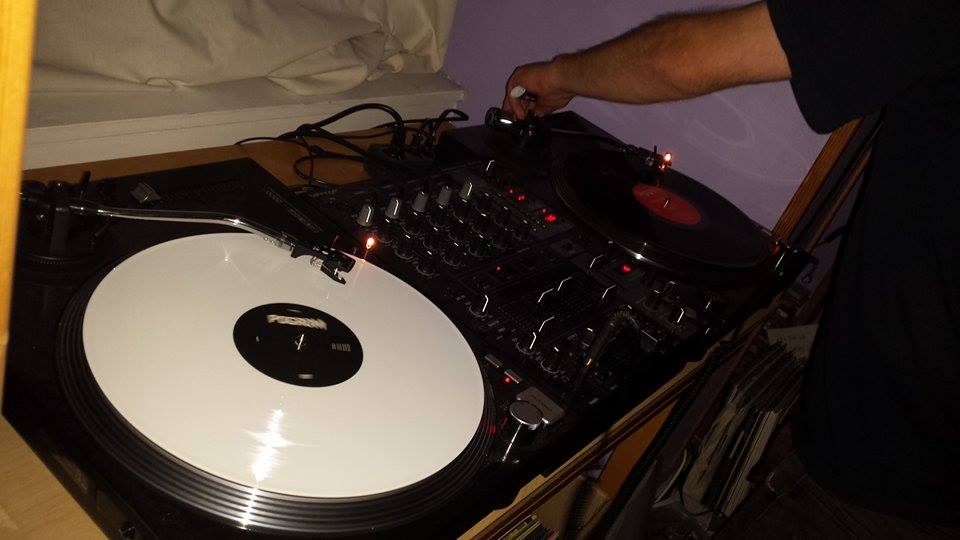 Frak playing records